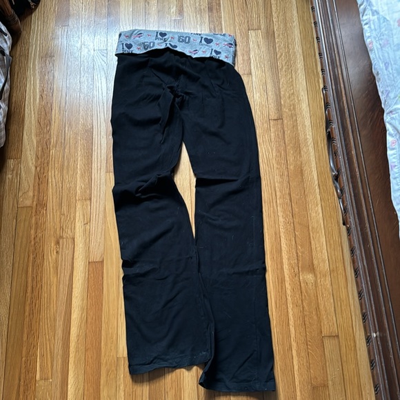 VS Pink X NFL Buffalo Bills Black Foldover flared leggings. Size Small EUC - Picture 2 of 4